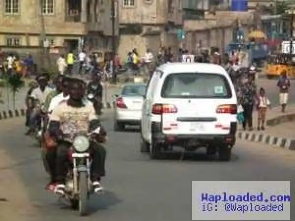 Policeman Pushes Nursing Mother, Baby Off Okada Over N100 In Ondo